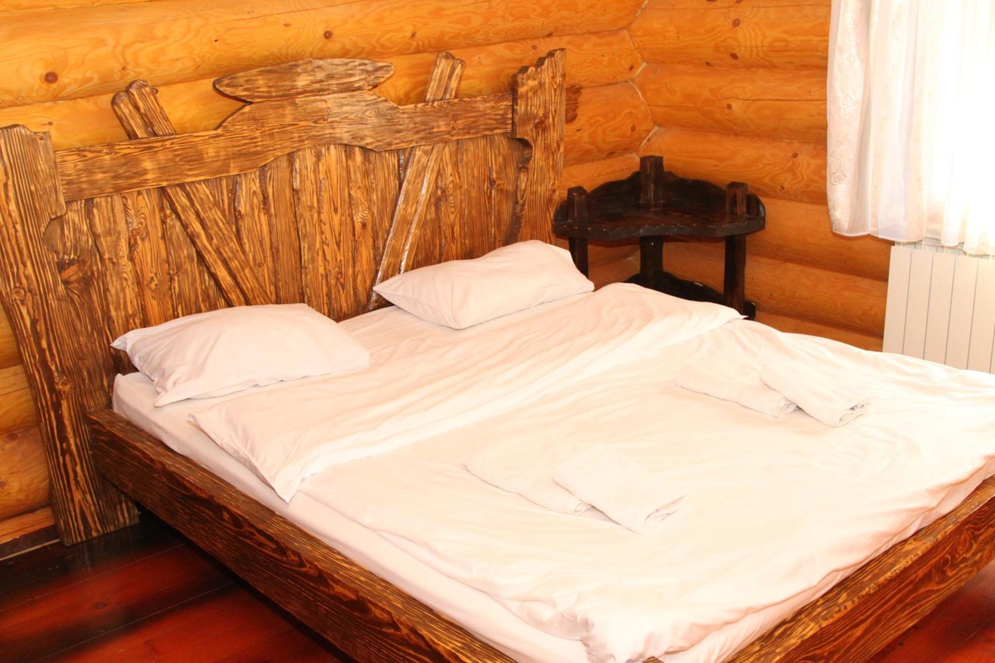 Hotel Berloga-Sinevir Synevyrs'ka Polyana Luaran gambar