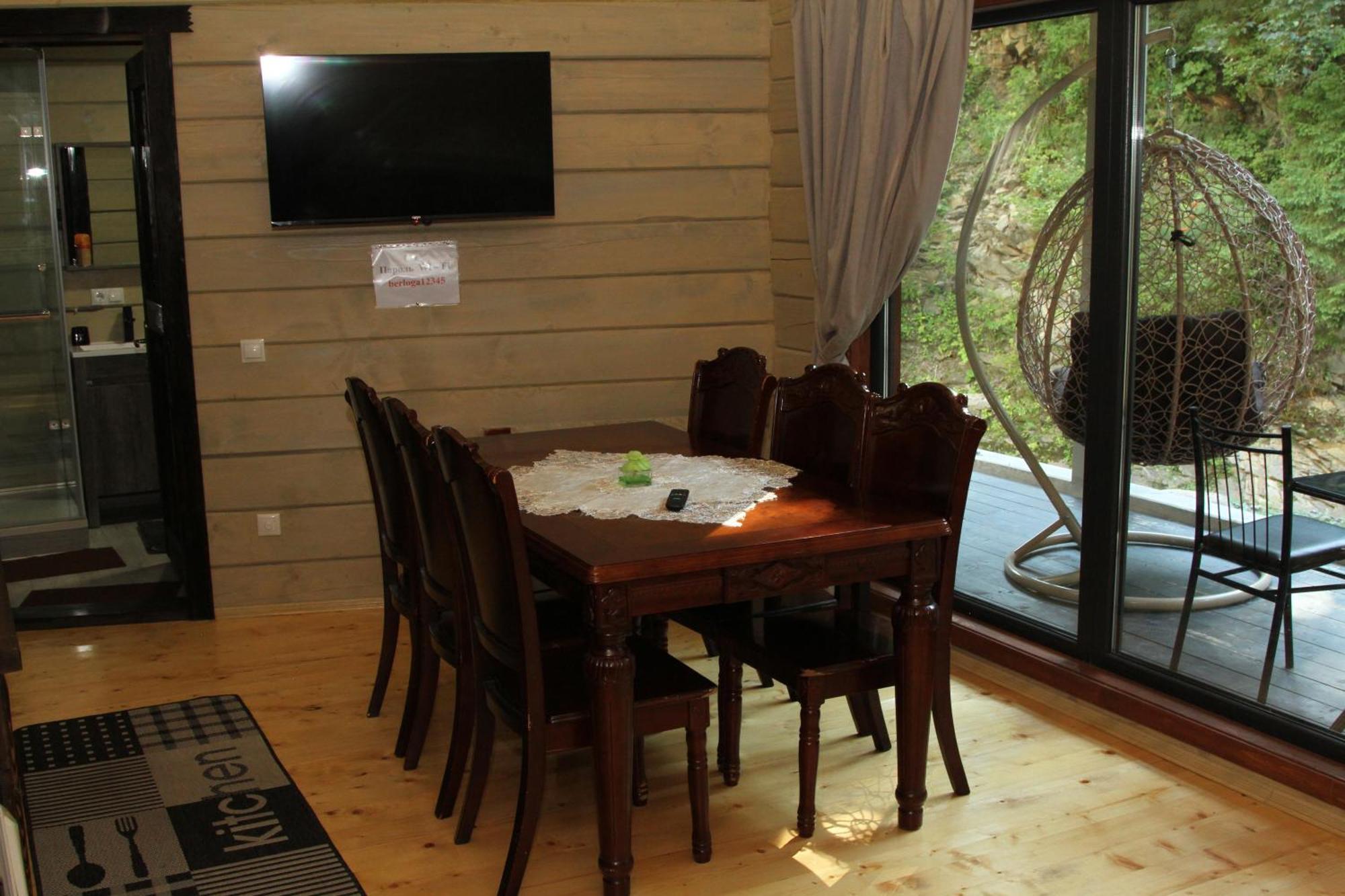 Hotel Berloga-Sinevir Synevyrs'ka Polyana Luaran gambar