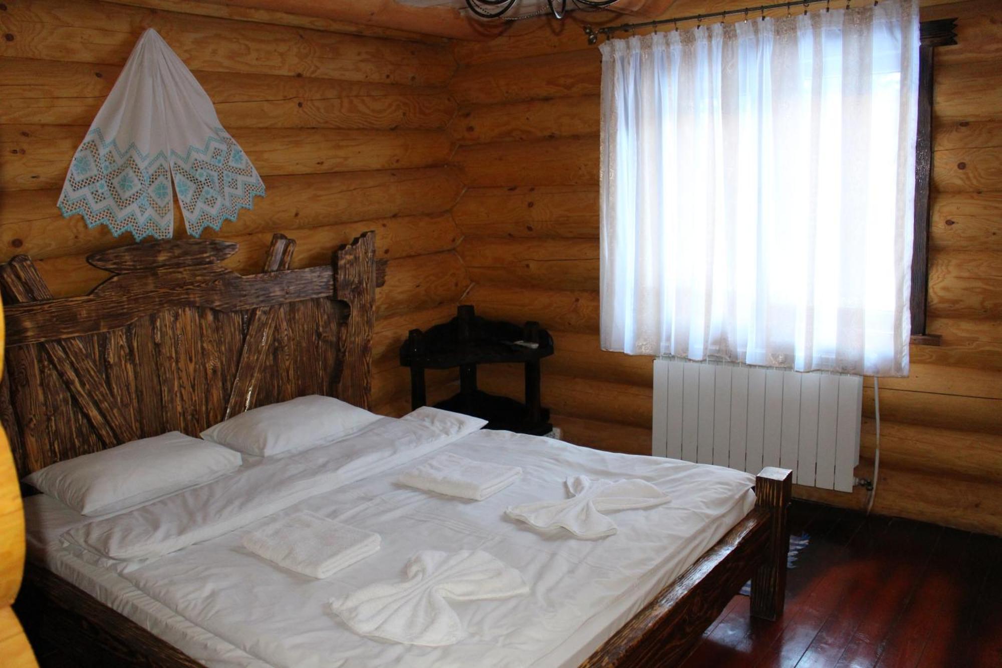 Hotel Berloga-Sinevir Synevyrs'ka Polyana Luaran gambar