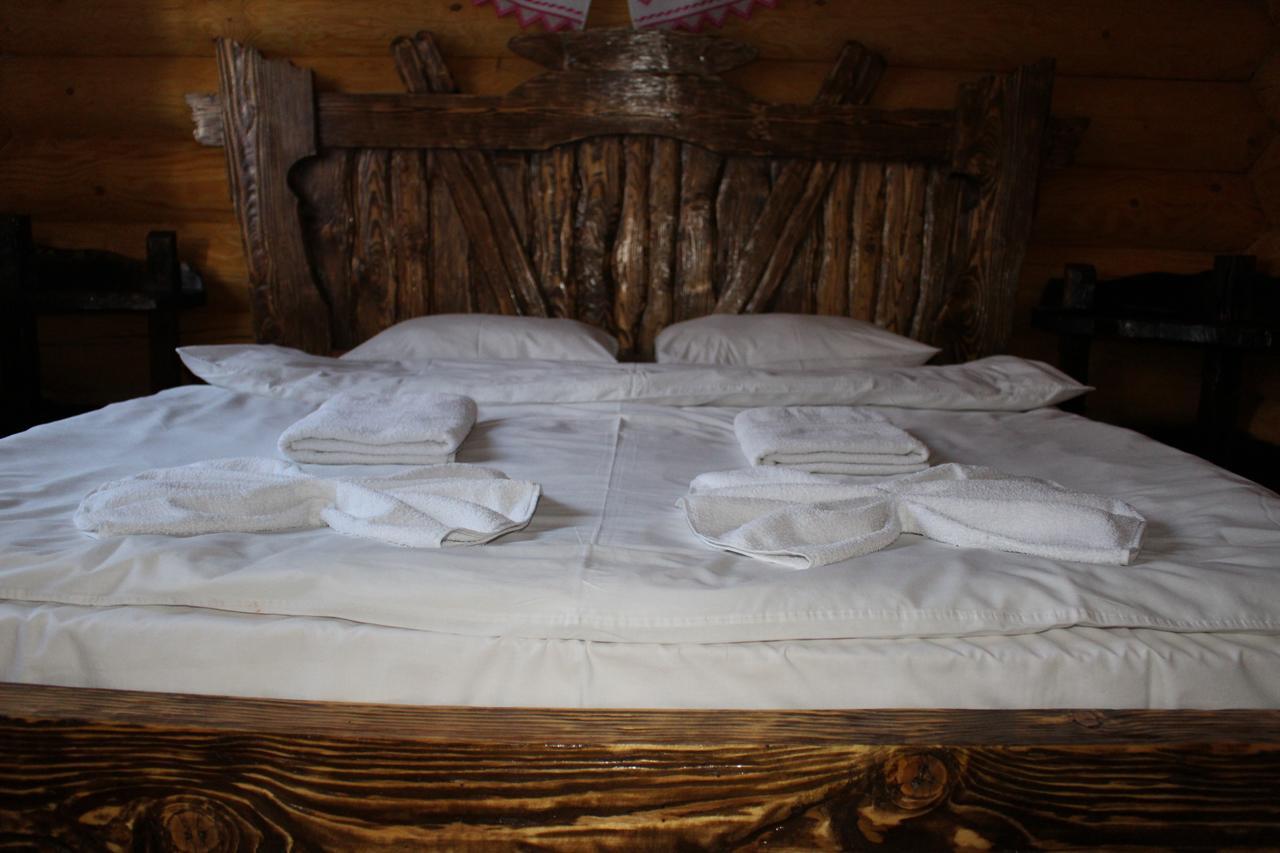 Hotel Berloga-Sinevir Synevyrs'ka Polyana Luaran gambar
